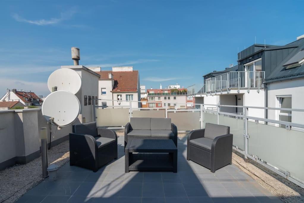 Grosse Terrasse, Klimaanlage Und U-Bahn Naehe Lägenhet Wien Exteriör bild
